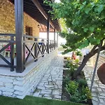 Lefkara Chalet *