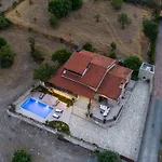 Lefkara Chalet