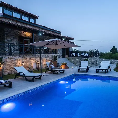 Lefkara Chalet *