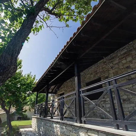 Lefkara Chalet *