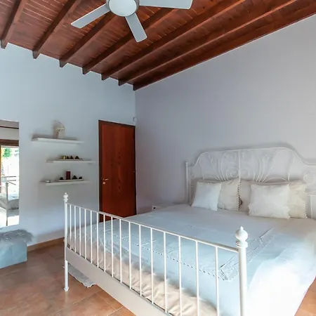 Chalet Lefkara *